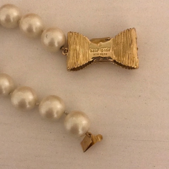 Kate spade pearl bow bracelet - Picture 2 of 3